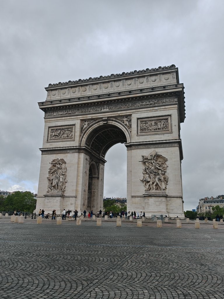 Interreligiöses Sportfest vor den Toren von Paris